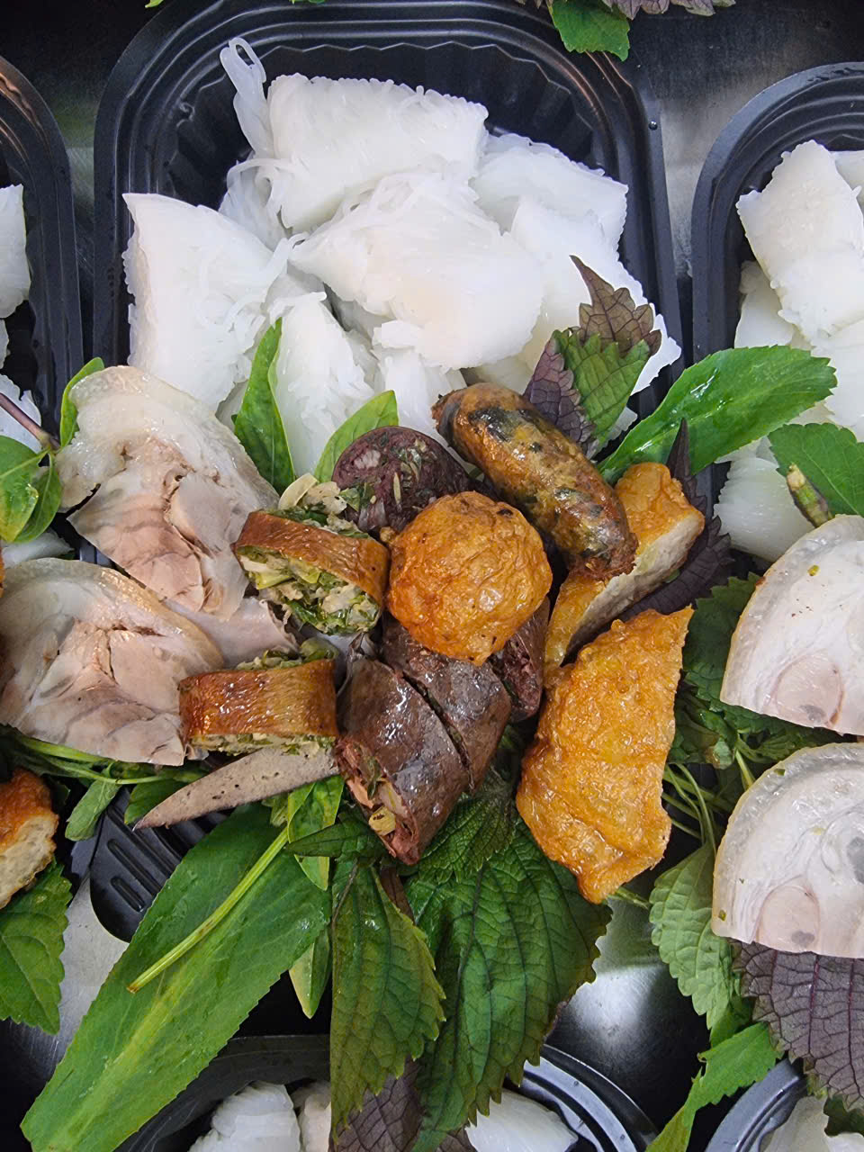 Mẹt bún đậu đầy đặn chuẩn vị